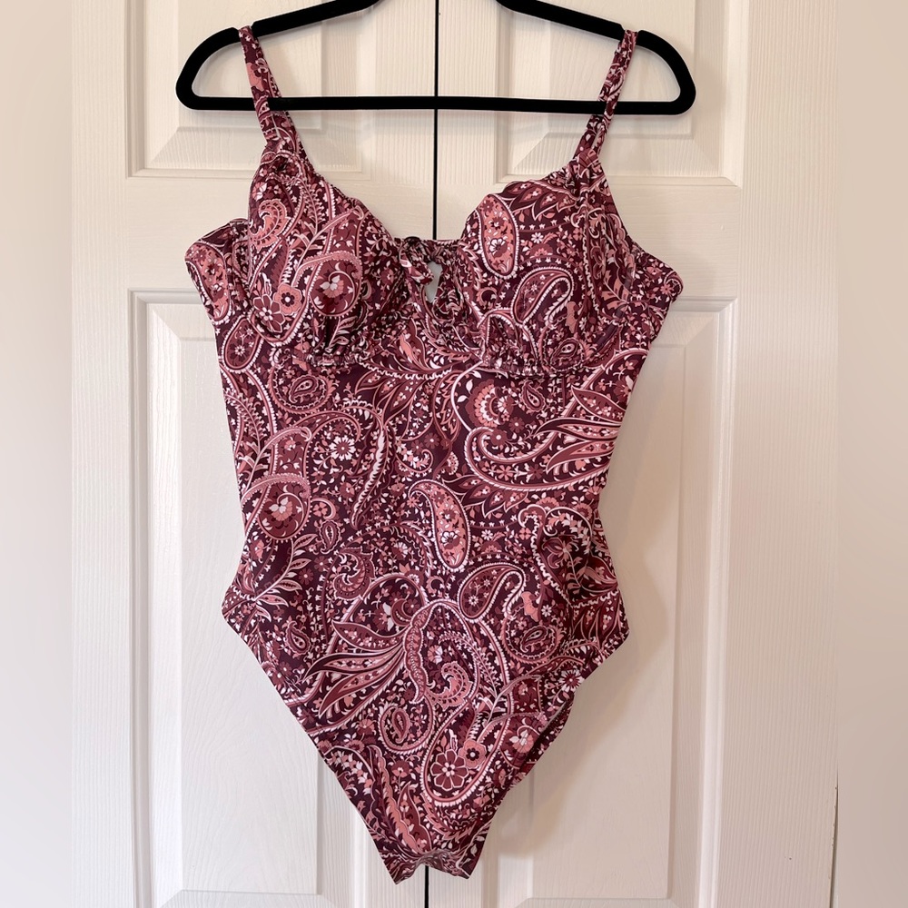 Kona Sol Medium Coverage One Piece Swimsuit Women’s XL(16/18) Paisley